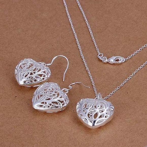 Jewelry - 925 Heart Set